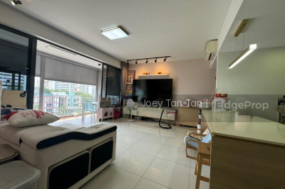 SKYPARK RESIDENCES Apartment / Condo | Listing