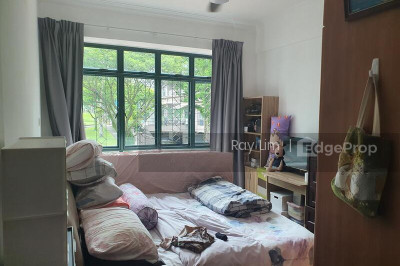 SELANTING GREEN Apartment / Condo | Listing