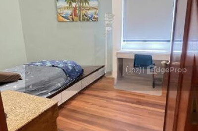 MONTROSA Apartment / Condo | Listing