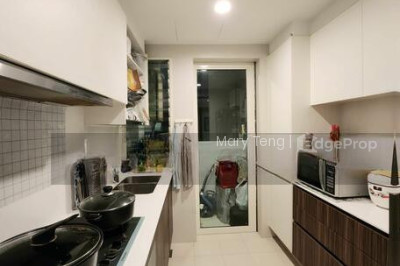 VACANZA @ EAST Apartment / Condo | Listing