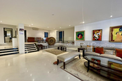 BEVERLY HILL Apartment / Condo | Listing