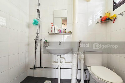 402 ANG MO KIO AVENUE 10 HDB | Listing