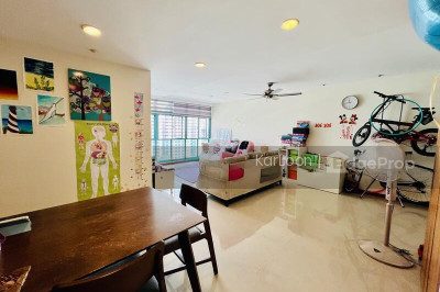 ★ HIGH FLOOR 5RM PREMIUM FLAT, NEAR AMENITIES ★ HDB | Listing