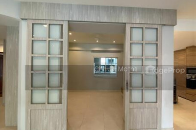 GOLD COAST CONDO Apartment / Condo | Listing