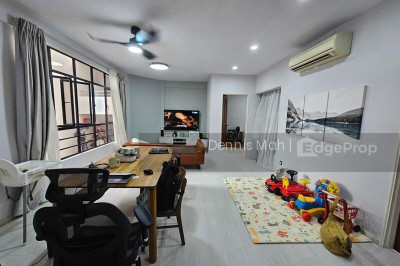 CASA SARINA Apartment / Condo | Listing