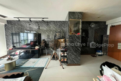 523D TAMPINES CENTRAL 7 HDB | Listing