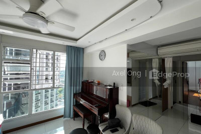 40A MARGARET DRIVE HDB | Listing