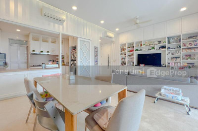 THE TRIZON Apartment / Condo | Listing