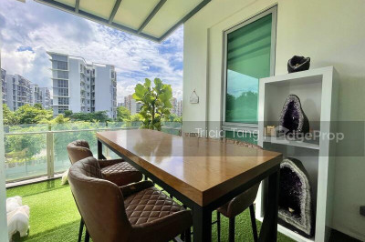 CANBERRA RESIDENCES Apartment / Condo | Listing