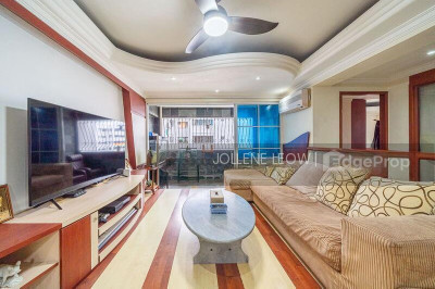 450E TAMPINES STREET 42 HDB | Listing