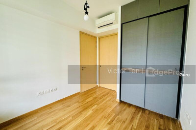 THE TRE VER Apartment / Condo | Listing