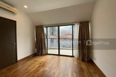 WATERMARK ROBERTSON QUAY Apartment / Condo | Listing