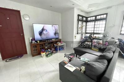 142 LORONG 2 TOA PAYOH HDB | Listing