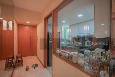 RIS GRANDEUR Apartment / Condo | Listing