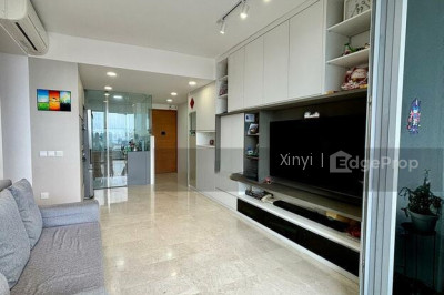 CENTRO RESIDENCES Apartment / Condo | Listing