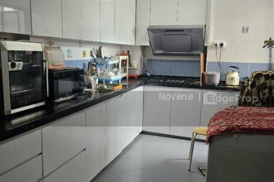 103 JURONG EAST STREET 13 HDB | Listing