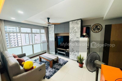 215A COMPASSVALE DRIVE HDB | Listing