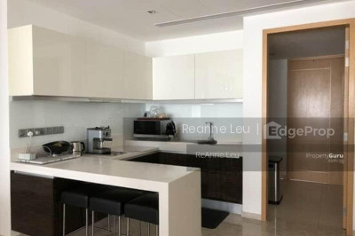 MARINA BAY SUITES Apartment / Condo | Listing