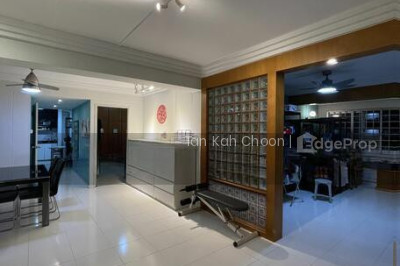 864 WOODLANDS STREET 83 HDB | Listing