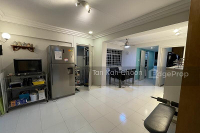 864 WOODLANDS STREET 83 HDB | Listing