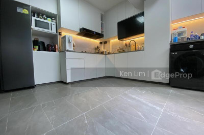 756 JURONG WEST STREET 74 HDB | Listing