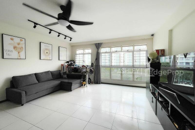 212A COMPASSVALE DRIVE HDB | Listing