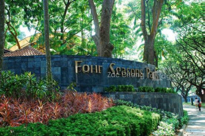 FOUR SEASONS PARK Apartment / Condo | Listing