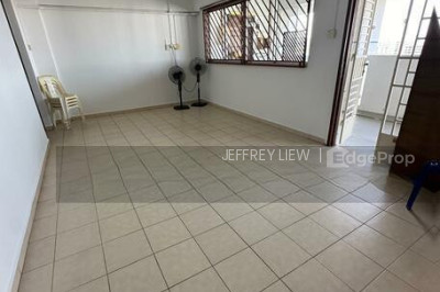 642 YISHUN STREET 61 HDB | Listing