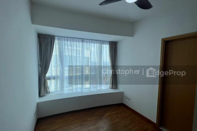 CLOVER BY THE PARK Apartment / Condo | Listing