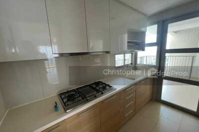 CLOVER BY THE PARK Apartment / Condo | Listing