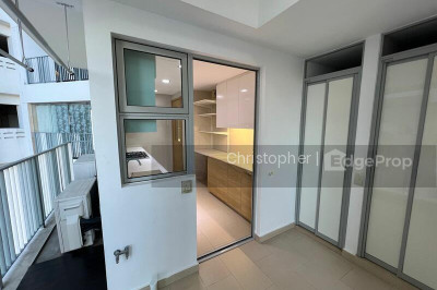 CLOVER BY THE PARK Apartment / Condo | Listing