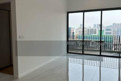 REZI 24 Apartment / Condo | Listing