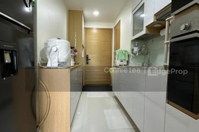 VACANZA @ EAST Apartment / Condo | Listing