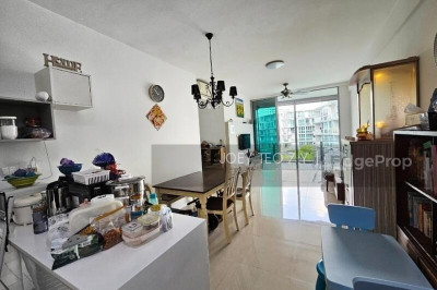 CANBERRA RESIDENCES Apartment / Condo | Listing