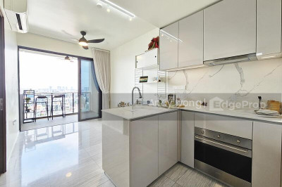 PARC ESTA Apartment / Condo | Listing