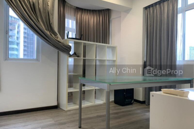 LA CRYSTAL Apartment / Condo | Listing