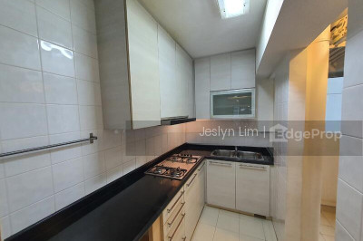 518C TAMPINES CENTRAL 7 HDB | Listing