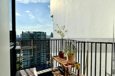 SANT RITZ Apartment / Condo | Listing