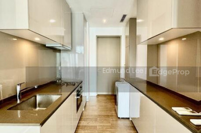 8 HULLET Apartment / Condo | Listing