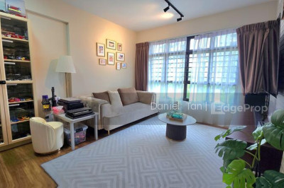 274A COMPASSVALE BOW HDB | Listing