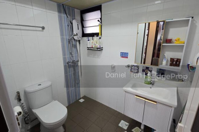 274A COMPASSVALE BOW HDB | Listing