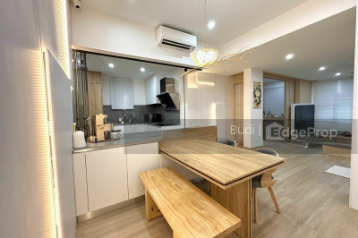 SIGLAP LODGE Apartment / Condo | Listing