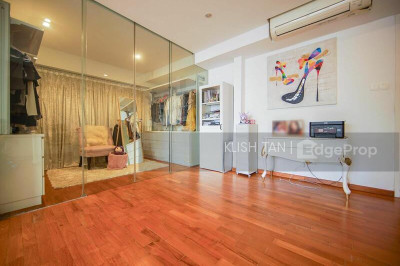 PEAKVIEW ESTATE Landed | Listing