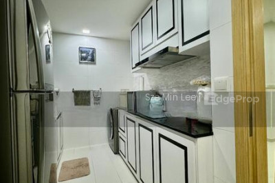 ESPARINA RESIDENCES Apartment / Condo | Listing