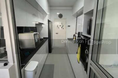 323D SUMANG WALK HDB | Listing