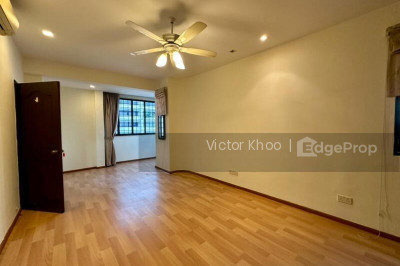 OCEAN PARK Apartment / Condo | Listing