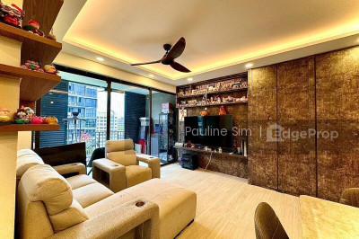 INZ RESIDENCE Apartment / Condo | Listing