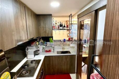 INZ RESIDENCE Apartment / Condo | Listing