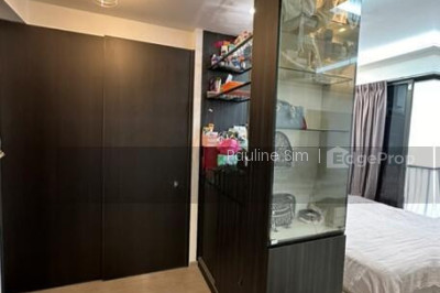 INZ RESIDENCE Apartment / Condo | Listing