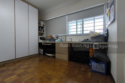 427 TAMPINES STREET 41 HDB | Listing